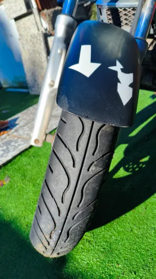 Hyosung Alquila GV 125 Custom