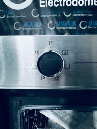 142. Horno Multifunción Beko Clase A NUEVO TARA