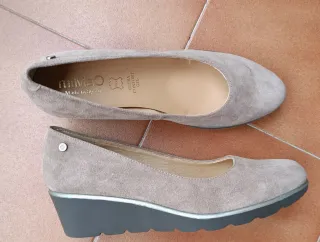 Bailarinas miMao cuña beige/gris T.42