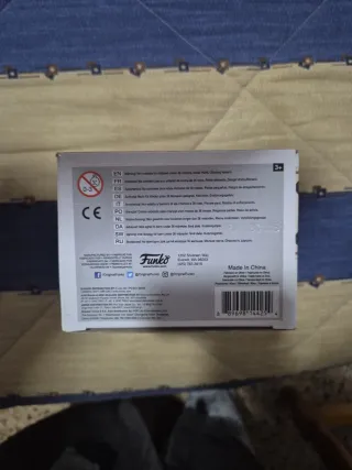 Funko Pop Hopper 512 Stranger Things Dorado