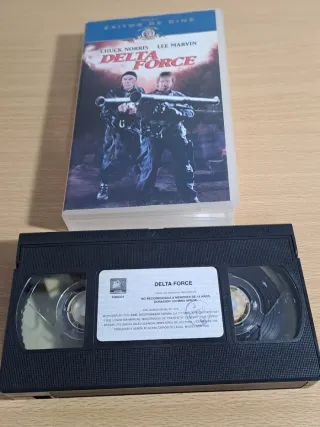 VHS Delta Force Chuck Norris Lee Marvin