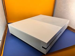 Xbox One S + Forza Horizon 3