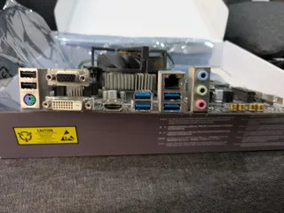 Placa Base Gigabyte + Intel i3-9100f