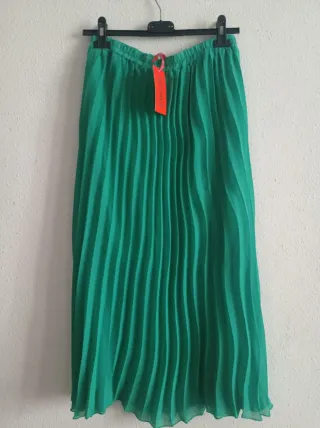 FALDA PLISADA TALLA X / XL