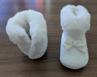 Botitas bebe blancas Talla 16