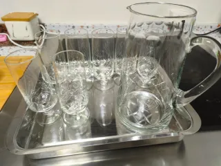 Juego de 7 vasos y 1 jarra de cristal tallado