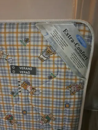 Colchón cuna El Corte Inglés + juegos de sábanas