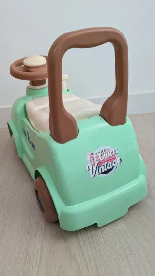 Coche correpasillos verde vintage 10-36 meses