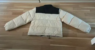 Anorak Pull&Bear beige y negro