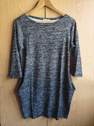 Vestido cinzento com bolsos