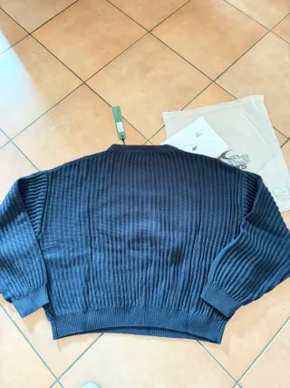 Nuovo mai indossato con cartellino e ricevuta.