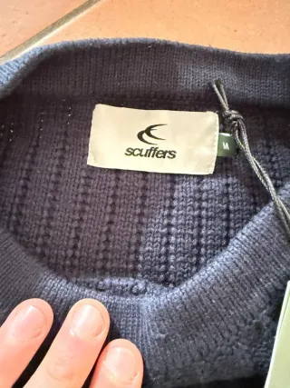 Nuovo mai indossato con cartellino e ricevuta.