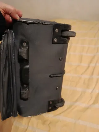 Maleta mediana John Travel azul 2 ruedas