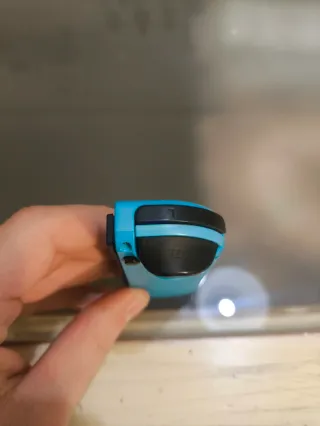 Joy-Con sinistro blu neon Nintendo Switch