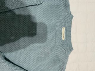 Jersey azul claro con botones