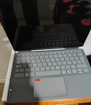 Lenovo Idea Tab Pro con Teclado y Lápiz