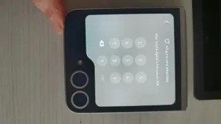 Samsung Galaxy Z Flip 6 256GB Argento 1 anno di utilizzo