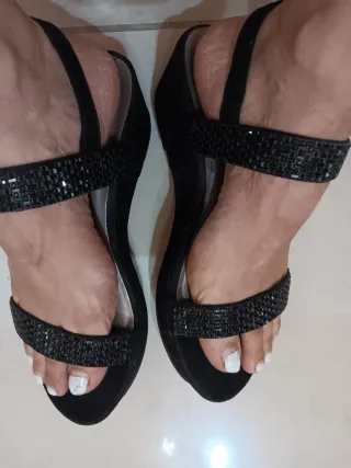 Sandali neri con strass