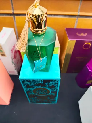 Perfume Rojo y Dorado