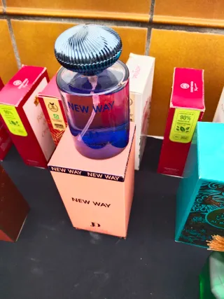 Perfume Rojo y Dorado