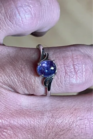 Anello in argento 925 placcato rodio con cabochon