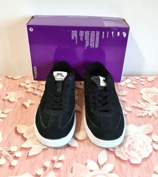 Scarpe Nike Donna Basse Nere Tg.39 Nuove