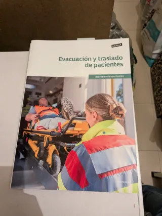 Libro de Evacuación y Traslado de Pacientes Ilerna