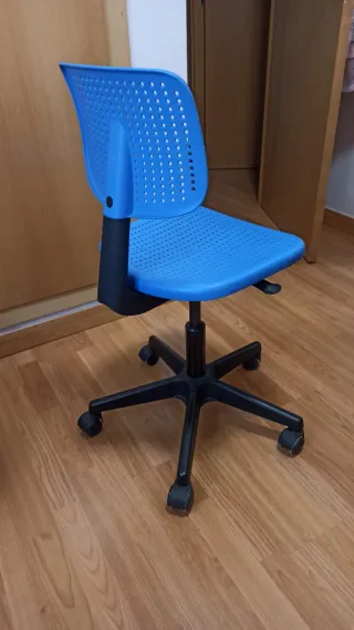 Silla de escritorio infantil azul
