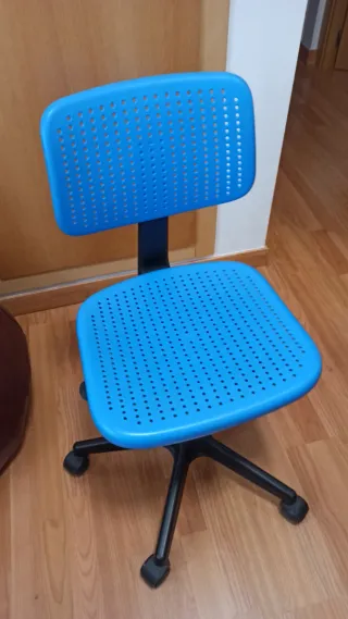 Silla de escritorio infantil azul