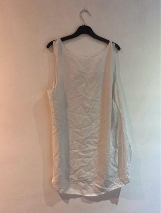 Blusa blanca con encaje
