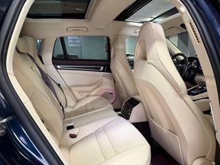 Porsche Panamera 4 EHybrid Platinum Edition Sport