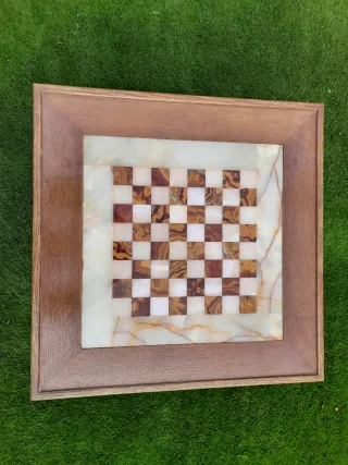 Tablero de ajedrez de ágata y ónix