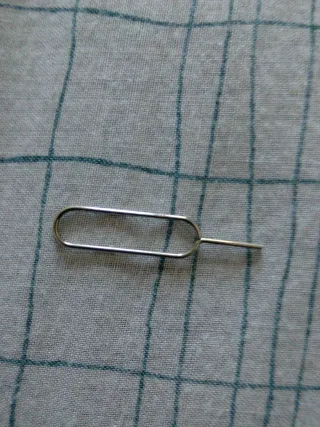 Llave de teléfono abre tarjeta sim