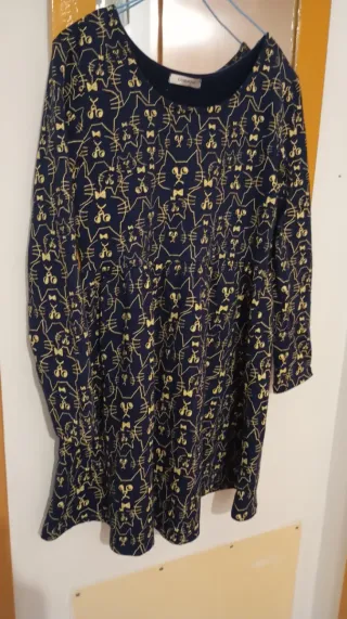 Vestido estampado gatos azul y amarillo