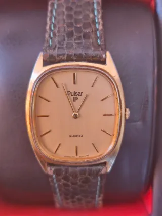 Reloj Pulsar Cuarzo Dorado y Marrón