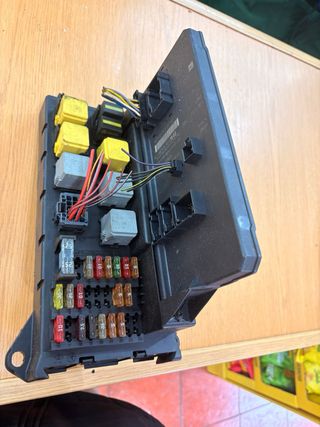 Módulo Fusibles Mercedes Benz ZGS 001 ,VW CRAFTER