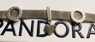 Pulseira Pandora malha com charms