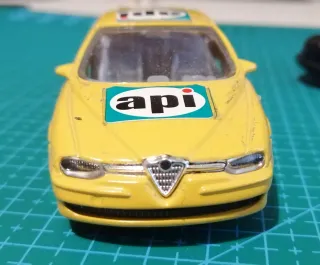 Set 2 modellini auto Viper e Alfa Romeo 156