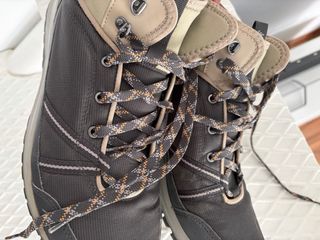 Botas de montaña Quechua beige y marrón