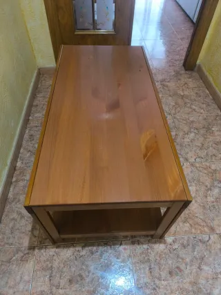 Mesa de centro de madera