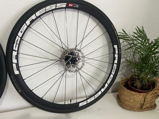 Ruedas Progress con Frenos de Disco