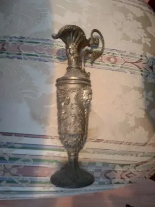 Jarrón Bronce Estilo Antiguo