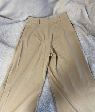 Pantalones beige