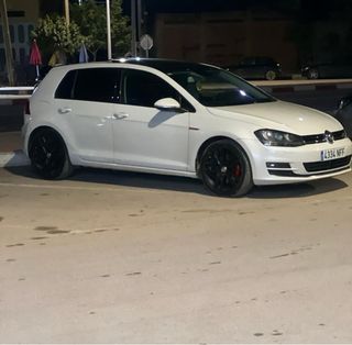 Volkswagen Golf 2014