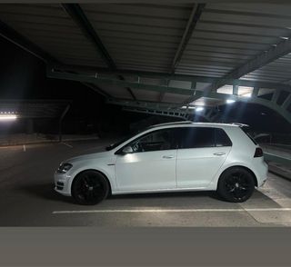 Volkswagen Golf 2014