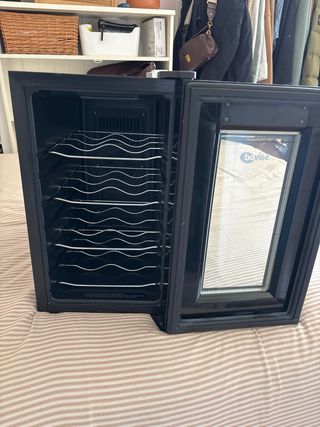 Nevera de vinos Saivod