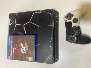 PS4 Gran Turismo Sport + Controller