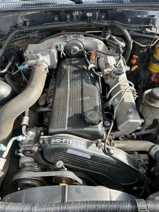 Toyota Land Cruiser 100 2001