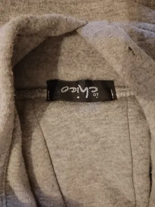 Felpa grigia con tasca