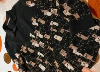 Blusa Anany con estampado de gatos